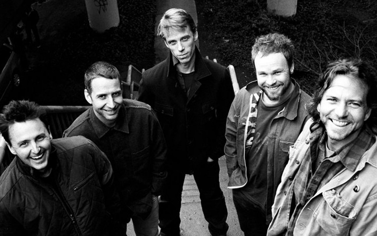 Pearl Jam Put Out New Single, ‘Mind Your Manners’ mxdwn.co.uk