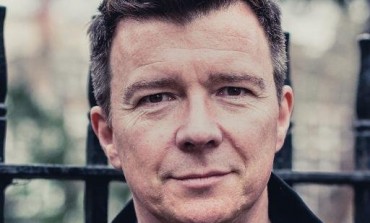 Rick Astley: Returns to the Top of the Pops