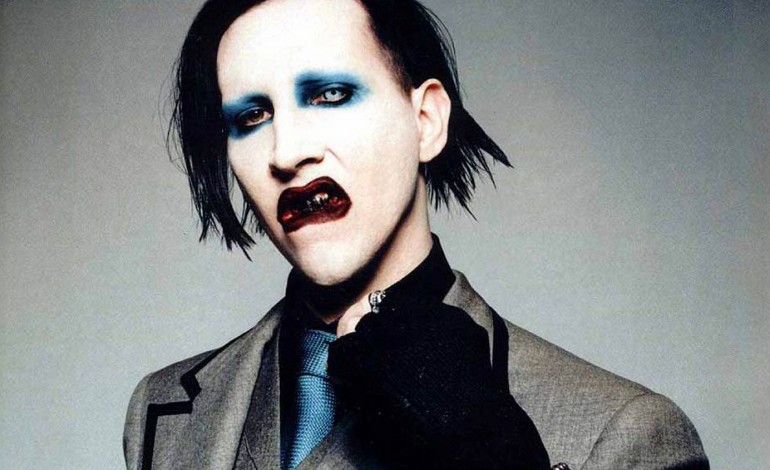 Marilyn Manson recovering from flu after passing out onstage 