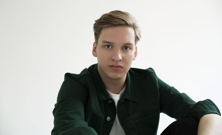 George Ezra Secures Third UK Number One Album With ‘Gold Rush Kid’