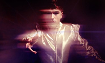 Declan McKenna Covers Dua Lipa’s ‘Hallucinate’ on BBC Live Lounge