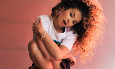 Ella Eyre Announces Rescheduled Tour Dates After Teasing New Song 'Wired'