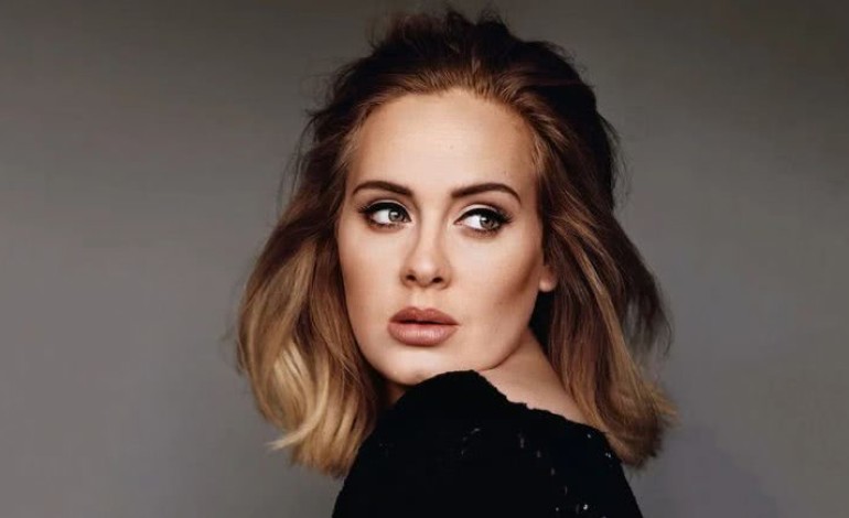 Adele Announces She Will Be Hosting SNL