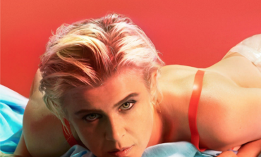 Robyn Takes Over BBC Radio 6 Music to Host NYE Party