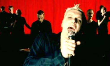 Chumbawamba to Release a New Tell-All Film and Reissue ‘Tubthumping’