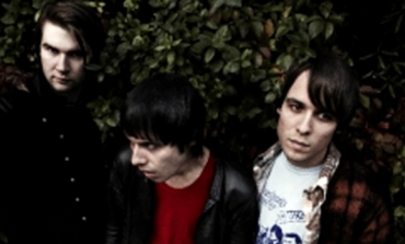 Brand New Single From The Cribs Premiering Today at BBC6 and Updated UK Tour Dates