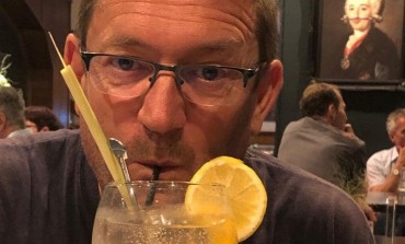 Paul Heaton Celebrates 60th Birthday with Free Drinks in 60 Pubs Over UK and Ireland