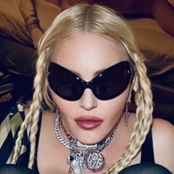 madonna fwitter profile pic