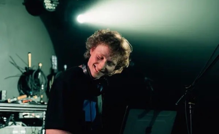 Wing! Win Green Man Rising Competition