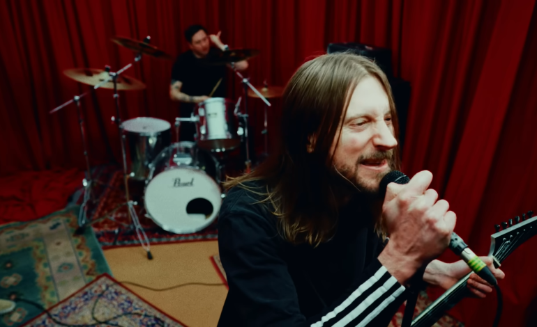 Dinosaur Pile-Up Release Resilient Single ‘Sick Of Being Down’