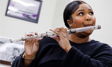 Lizzo Claims “Everyone Should Be Cancelled Once” In New Substack Essay.