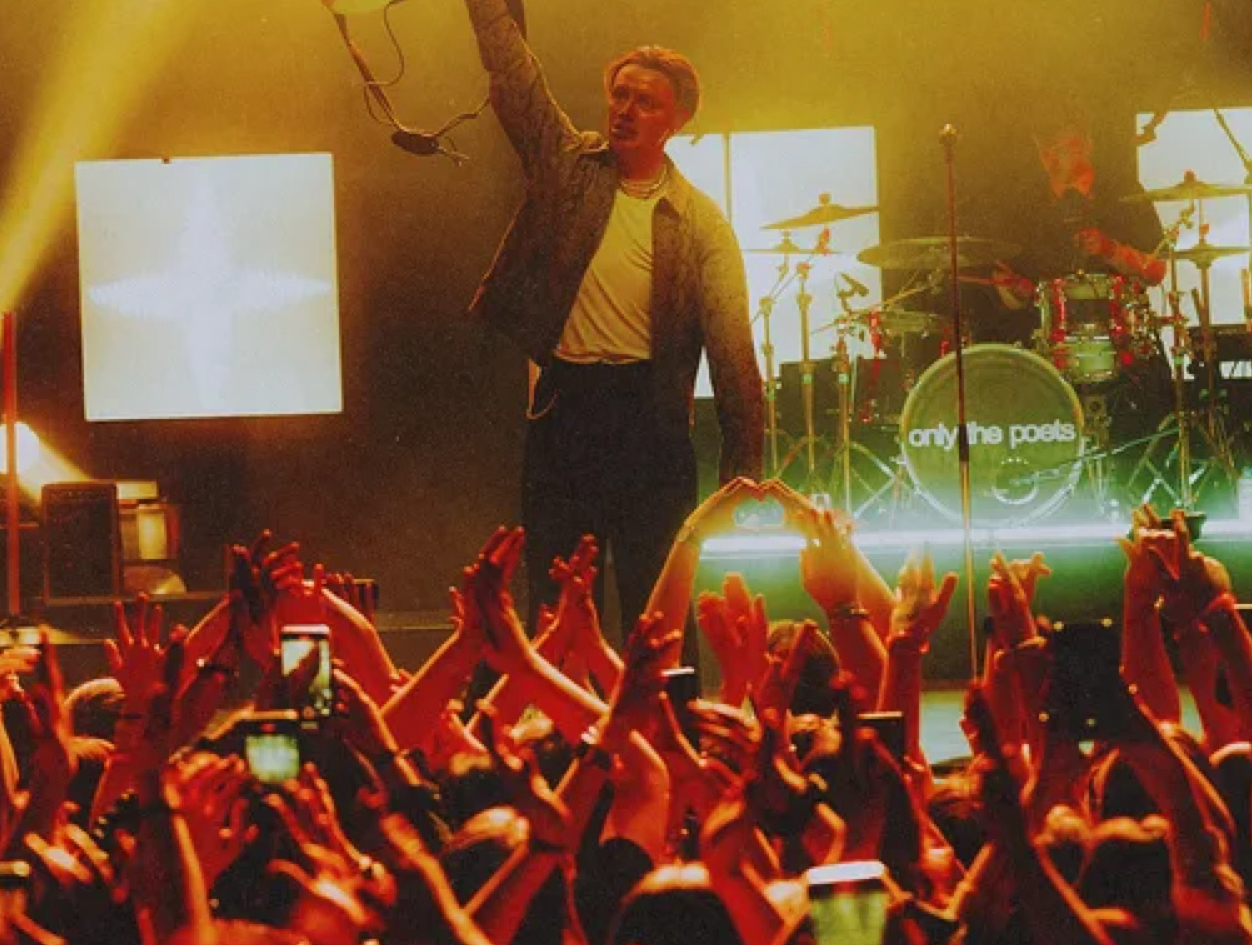 Only The Poets Offer Opening Spot To Unsigned Band