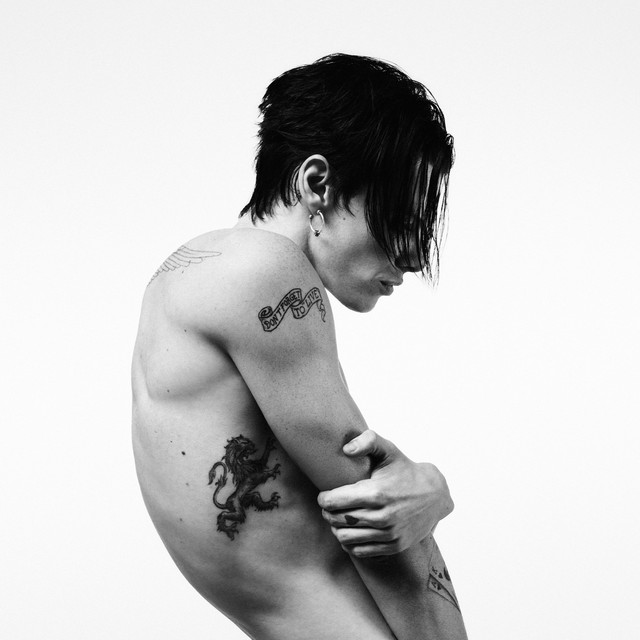 Yungblud Kicks Off UK ‘Idols’ Tour With Tribute to The Late Ozzy Osbourne