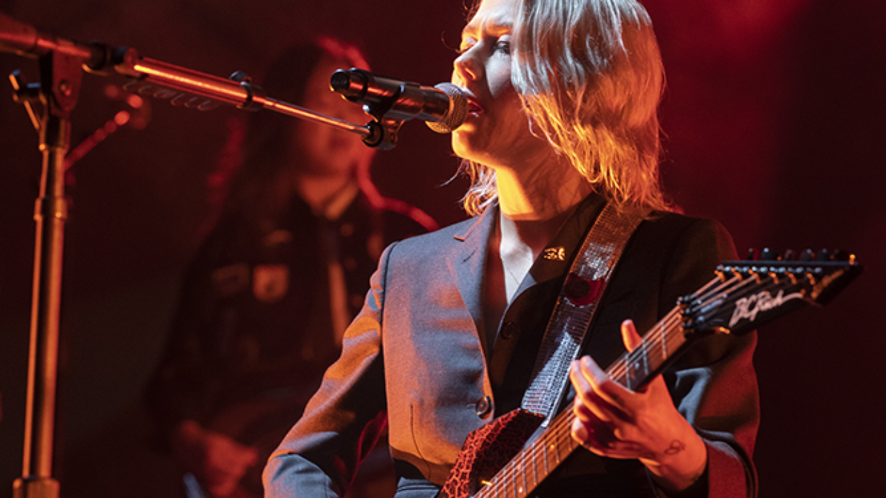 Phoebe Bridgers Forced To Cancel Remaining UK Shows Due To Appendicitis
