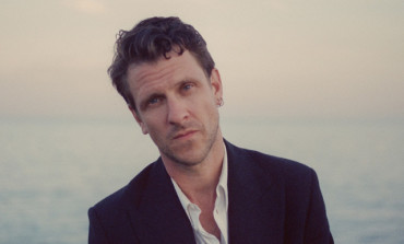 Jamie T Releases New Single ‘Waist 36 Leg 32’ Alongside Music Video Featuring Charlie Cooper